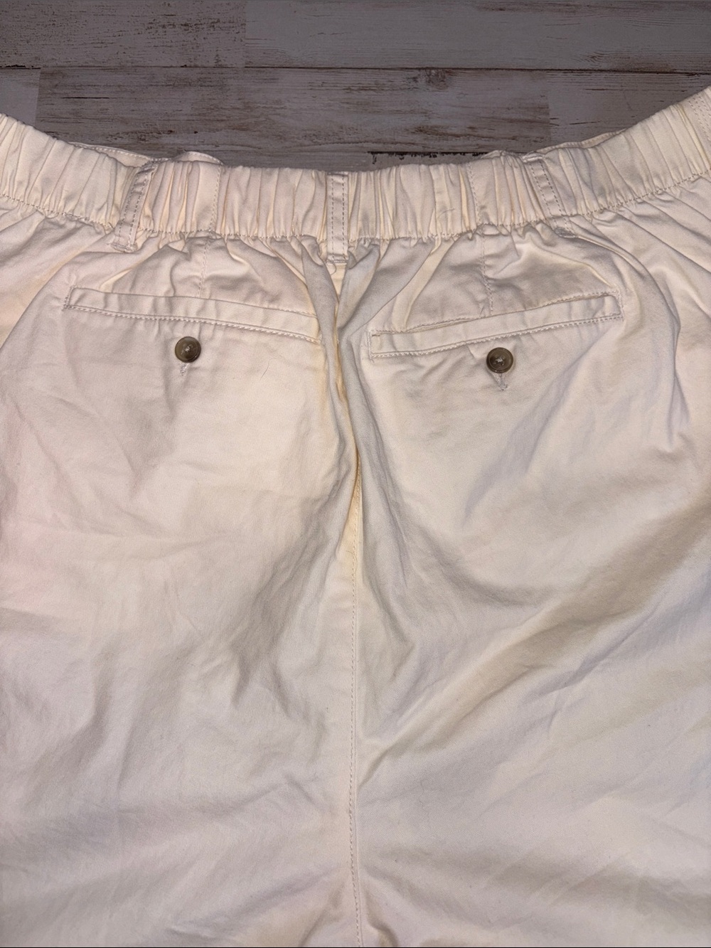 Old Navy Everyday Women's Cream High-Rise Bermuda Shorts Plus Size 2X - Picture 11 of 13